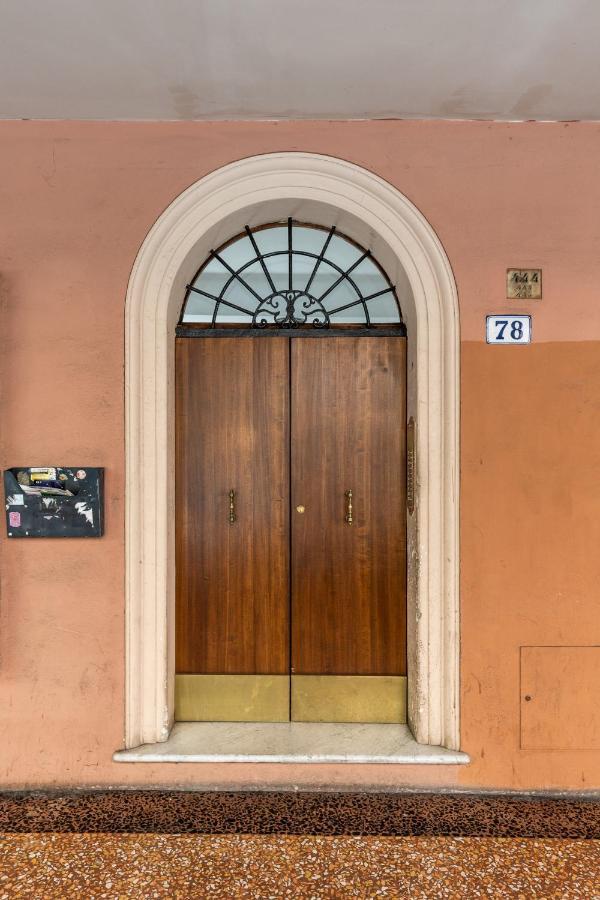 Cozy Mezzanine Apartment By Wonderful Italy Bologna Kültér fotó