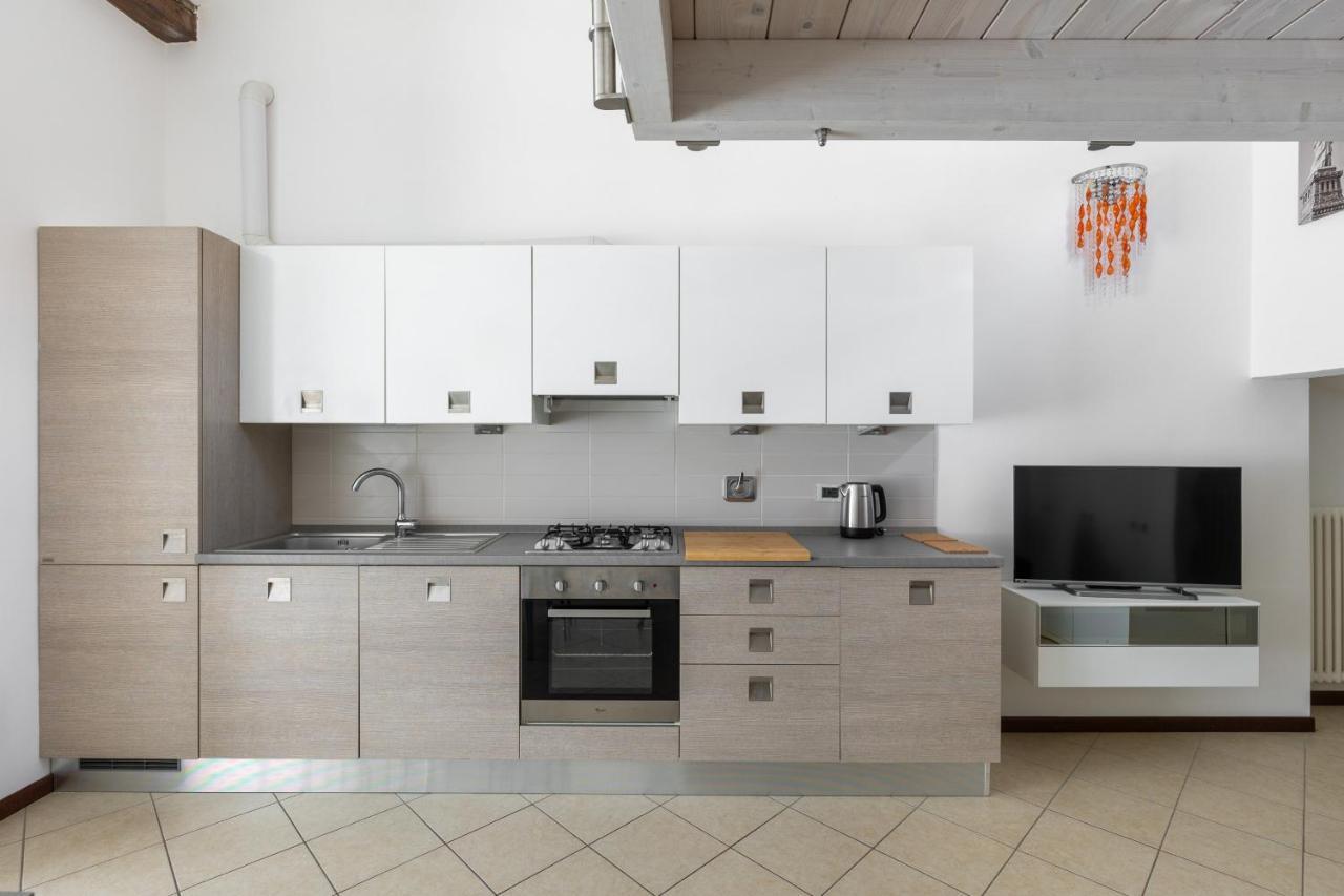 Cozy Mezzanine Apartment By Wonderful Italy Bologna Kültér fotó