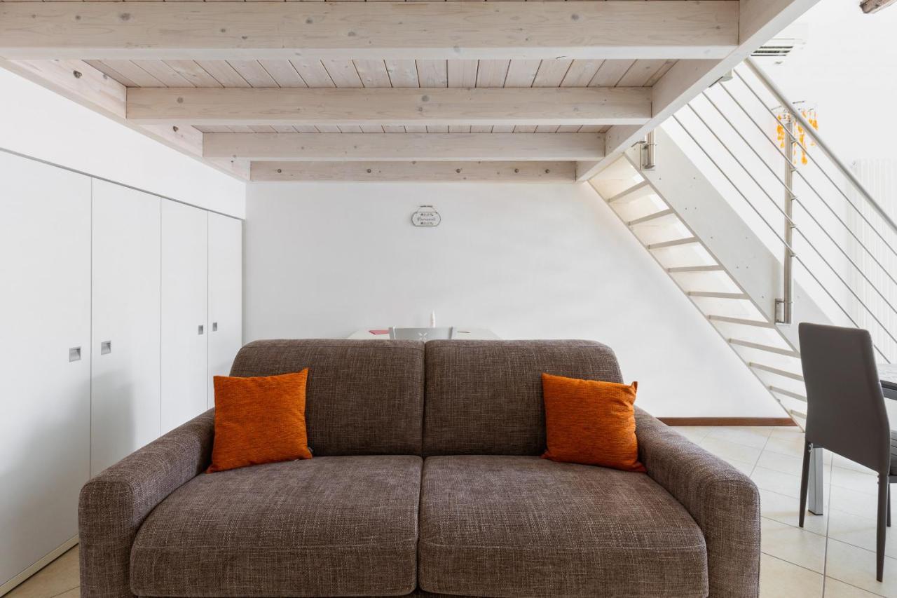 Cozy Mezzanine Apartment By Wonderful Italy Bologna Kültér fotó