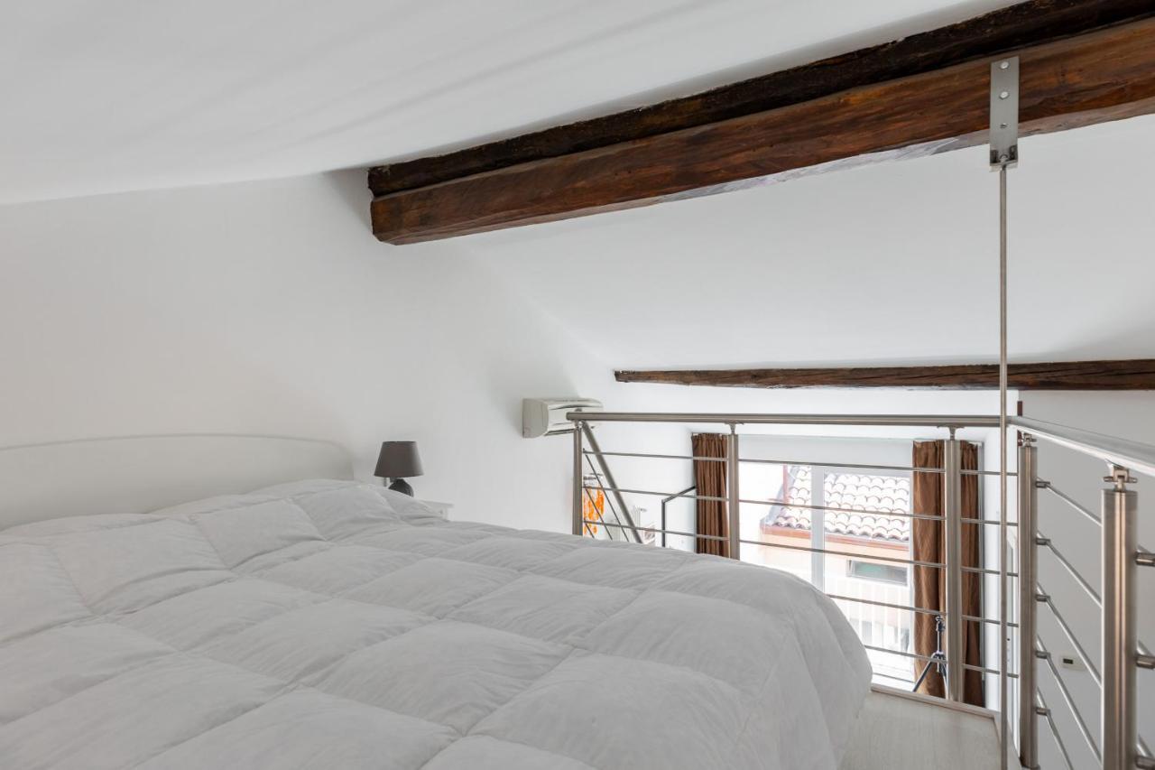 Cozy Mezzanine Apartment By Wonderful Italy Bologna Kültér fotó